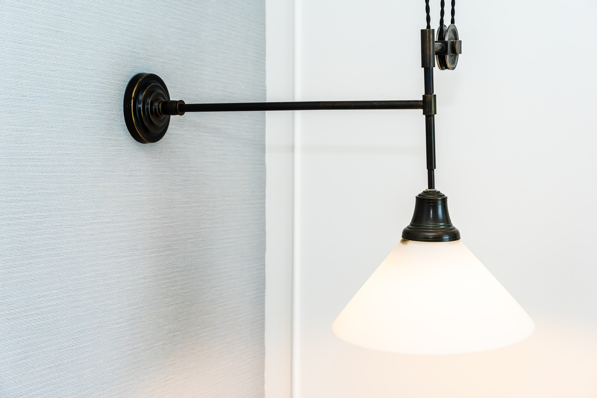 Travaux luminaire murale